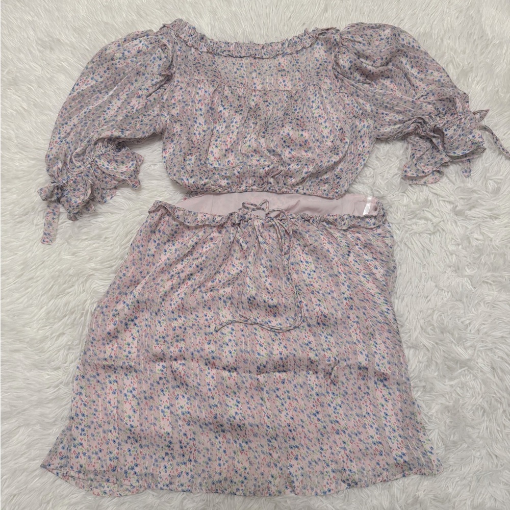 For Love & Lemons Phoebe Mini Dress
floral Mini Dress For Love & Lemons Dress - Picture 6 of 6